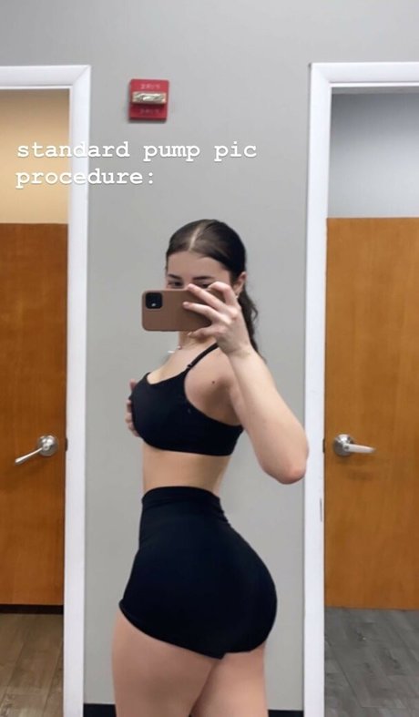 niaarellano estrella del arte foto