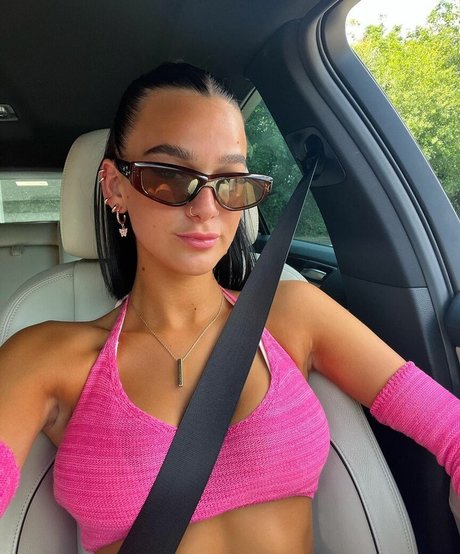 Louise Reid estrella perfecta imágenes