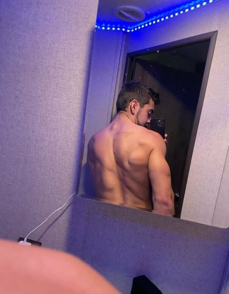 dante colle actriz atractiva imágenes