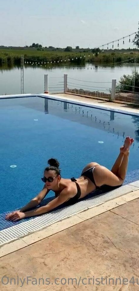 Cristinne4u modelo imágenes