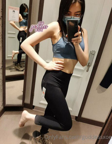 goddessxoe actriz desnuda imágenes