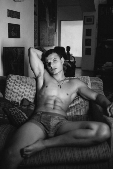 Pablo Rodrigues actriz atractiva foto
