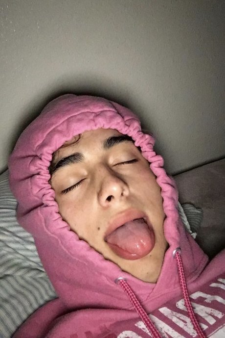 Richardbby estrella porno en alta definición imágenes