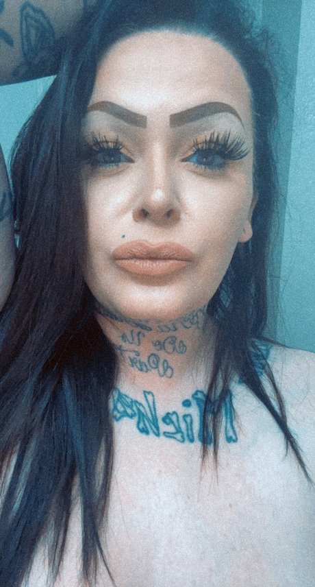 Phenix Reigns bonita estrella porno imágenes