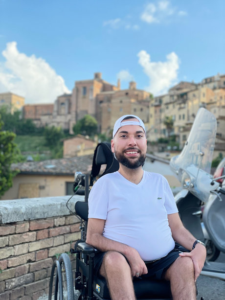 Rafael Hotrod_ modelo desnuda galerías