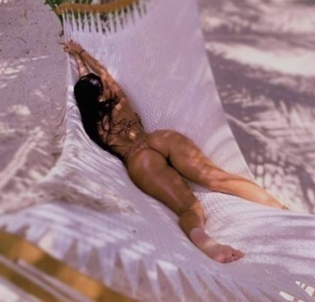 Mariana Pedraza modelo porno galerías