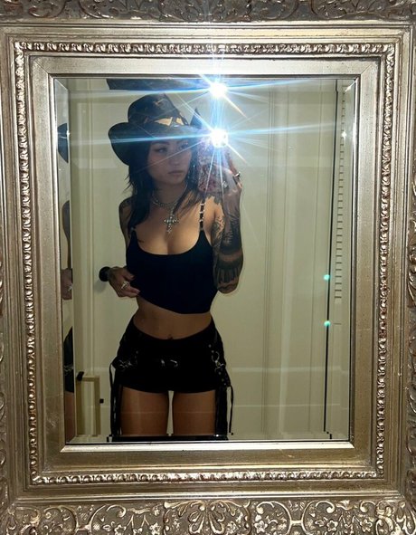 Mae Col desnudos estrella porno imagen