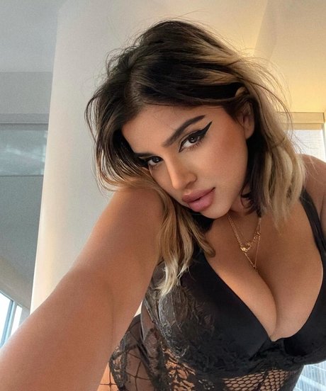 OMGLove actriz fotos