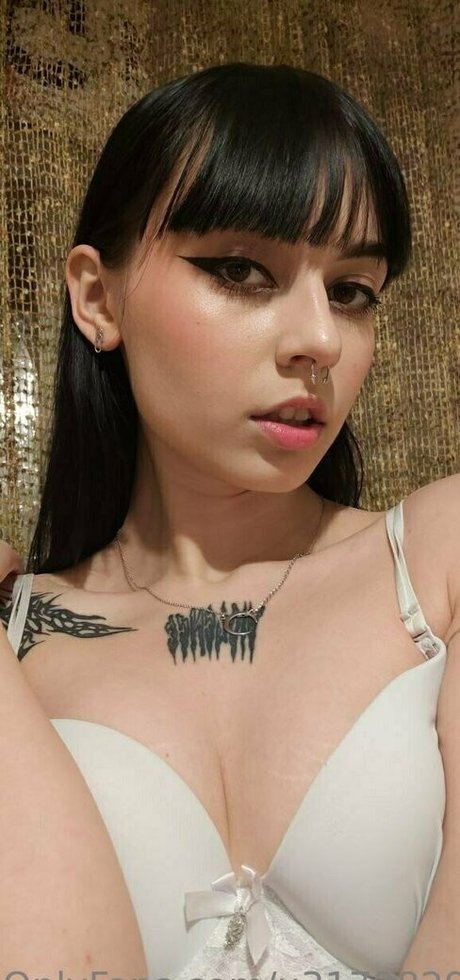 nefer titi xxx estrella desnuda imagen