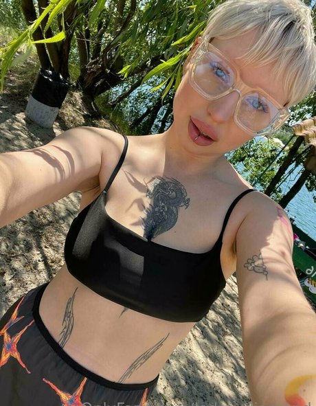 ladyy diamond buena actriz archivo