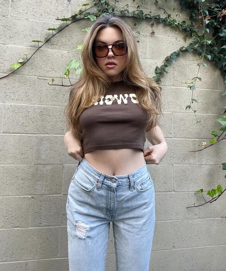 Madeleine Byrne estrella de alta definición galerías