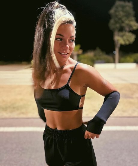 Delfi Granatto modelo exclusivo galería