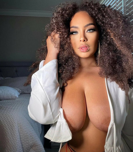 sirensaysseduce xxx estrella porno imágenes