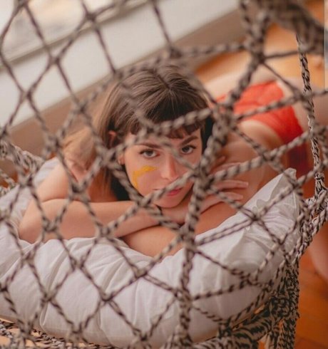 lunalolimbo bonita actriz galería