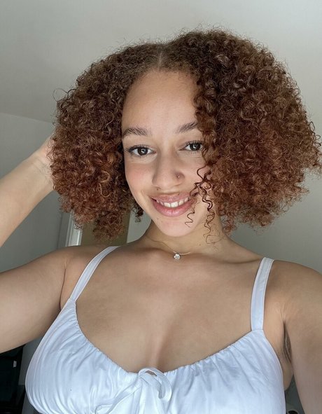 Alwaysbeshy modelo de alta calidad foto