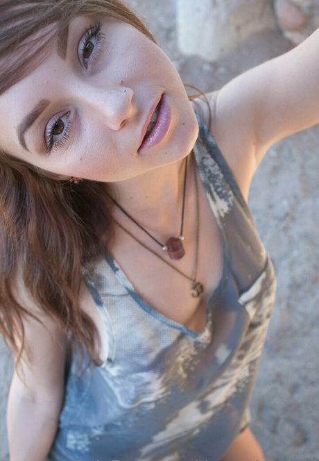 thepuritypixel modelo bonita galería