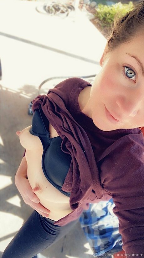 nevamore sexo estrella porno foto