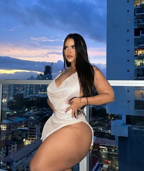 Grace Bon buena estrella porno imagen