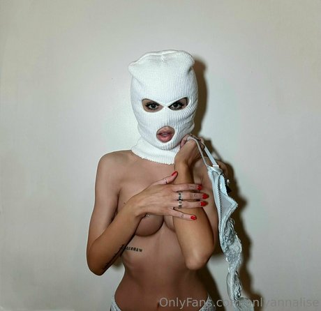 onlyannalise estrella desnuda recopilación