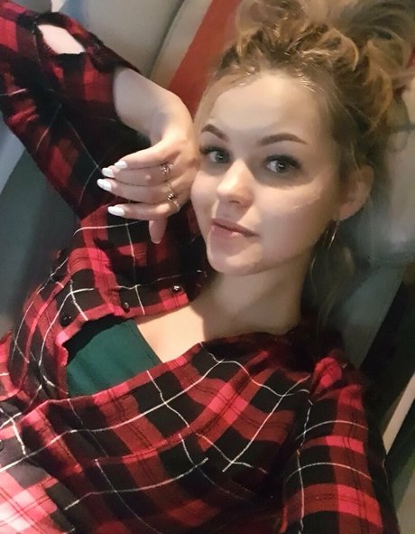 Dianaholiday actriz de alta definición fotos