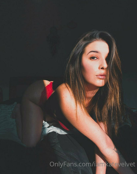 katerinavelvet modelo agradable galerías