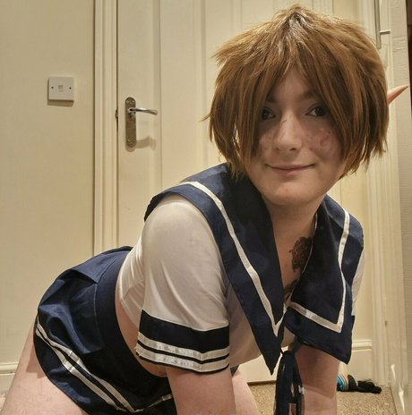 transgirlakira desnudos estrella archivo