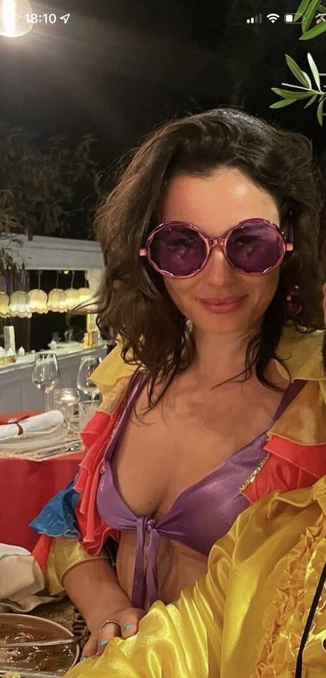 Sarah Story estrella pornografica imagen