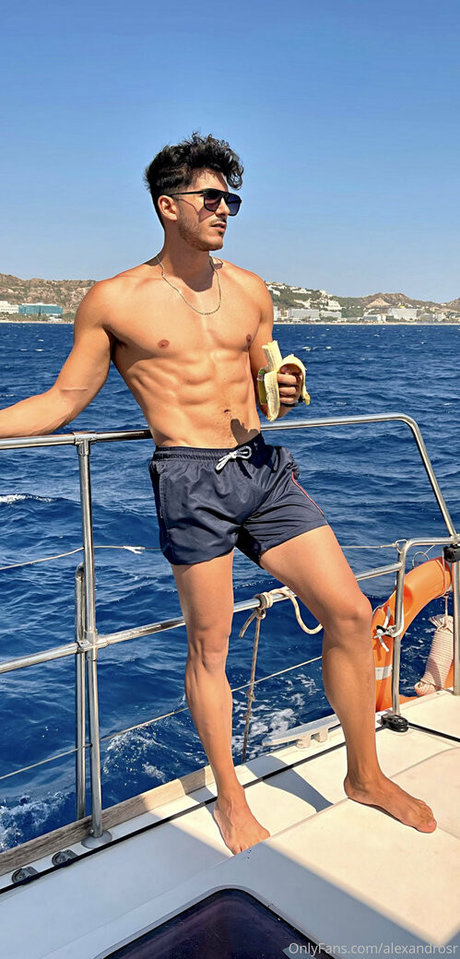 alexandrosr desnudos de estrellas porno foto