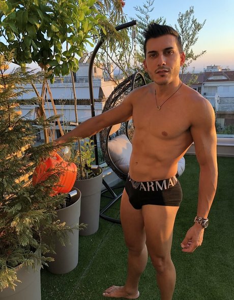 alexandrosr modelo foto