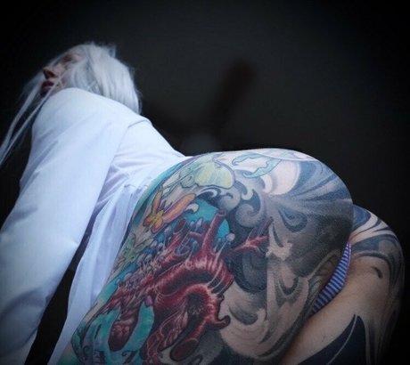 cignosuicide actriz perfecta fotos