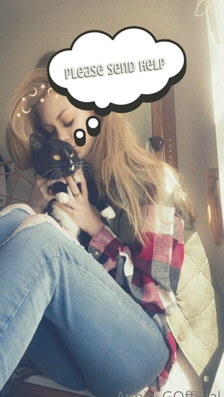 aubiegfree modelo desnudos galería