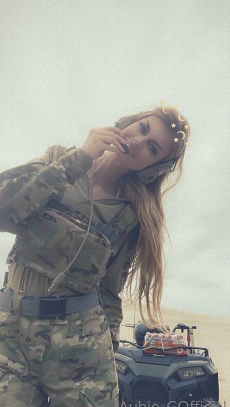 aubiegfree estrella porno de alta calidad imágenes