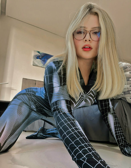 alexacalluwu desnudos de estrellas porno archivo