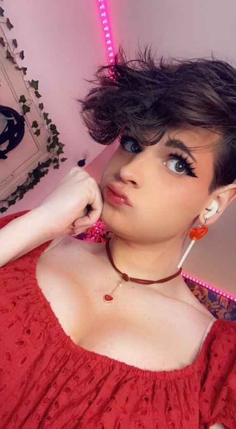 its peachybunnn modelo desnudo galería