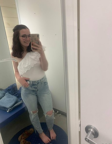 vaquera creampie onlyfans caliente hermosa imagen