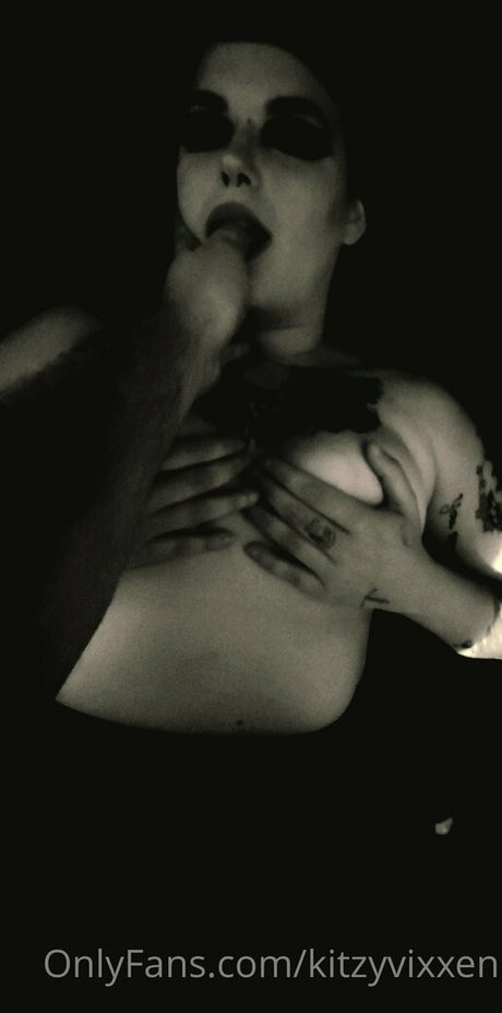 kitzyvixxen actriz desnuda fotos