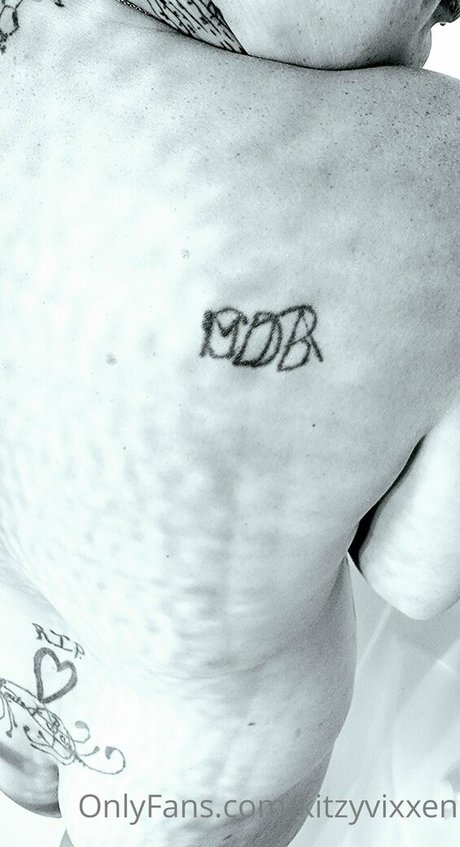 kitzyvixxen desnudos de estrellas porno foto