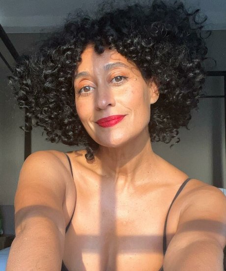 Tracee Ellis Ross modelo hermosa galería