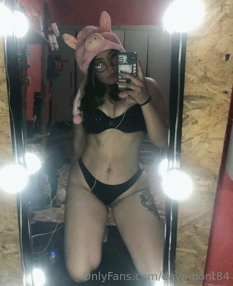 dayamont84 modelo agradable foto