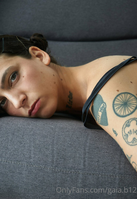 gaia b12 actriz sexual galería