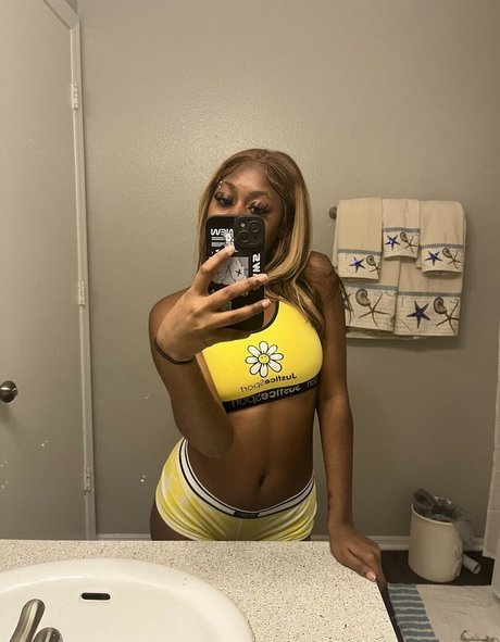 thatbrxt00 modelo perfecto imágenes