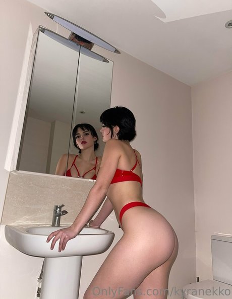 Kyranekko bonita estrella fotos