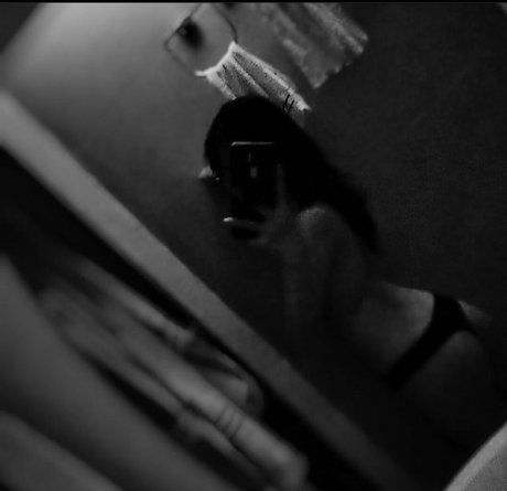 Takayeaki estrella adulta galería