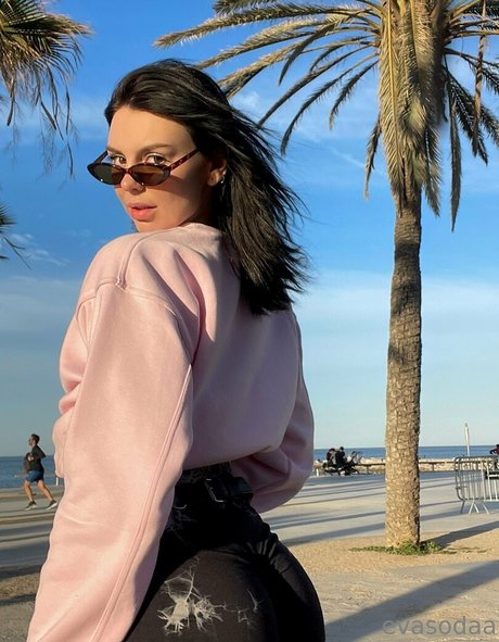 evasodaa modelo sexual foto