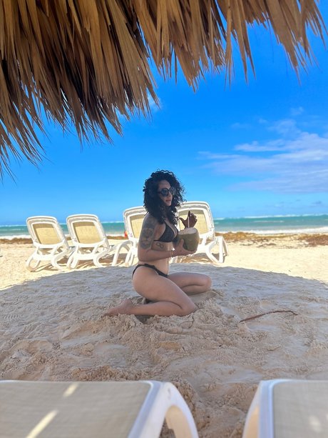 Mejgan Sediqzadah modelo libre imágenes