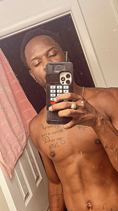 6ixOne5ive actriz imágenes