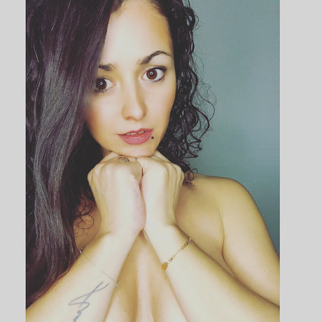 _CRISTINA_ estrella porno del sexo archivo