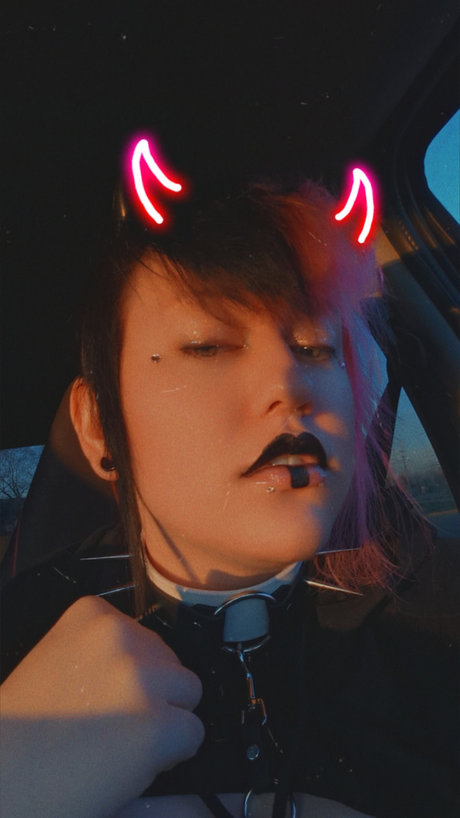 Cryptic actriz adulta galería