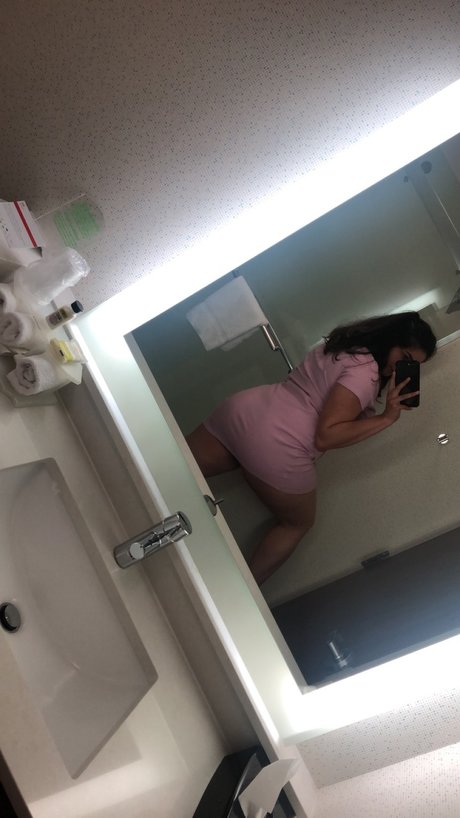 Isaaa estrella porno adulto imágenes