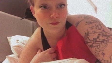 Luna Night modelo erótico imágenes